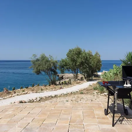 Terra Petra Luxury - The Seafront Retreat * Skinaria