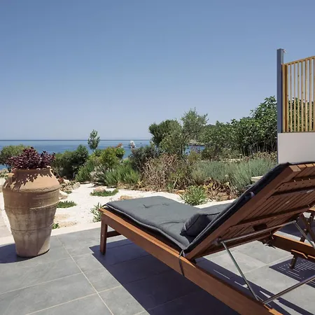 Terra Petra Luxury - The Seafront Retreat Villa