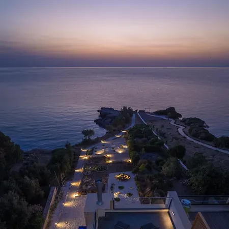 Terra Petra Luxury - The Seafront Retreat Villa Skinaria