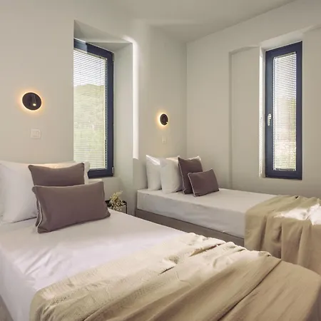 Terra Petra Luxury - The Seafront Retreat Villa